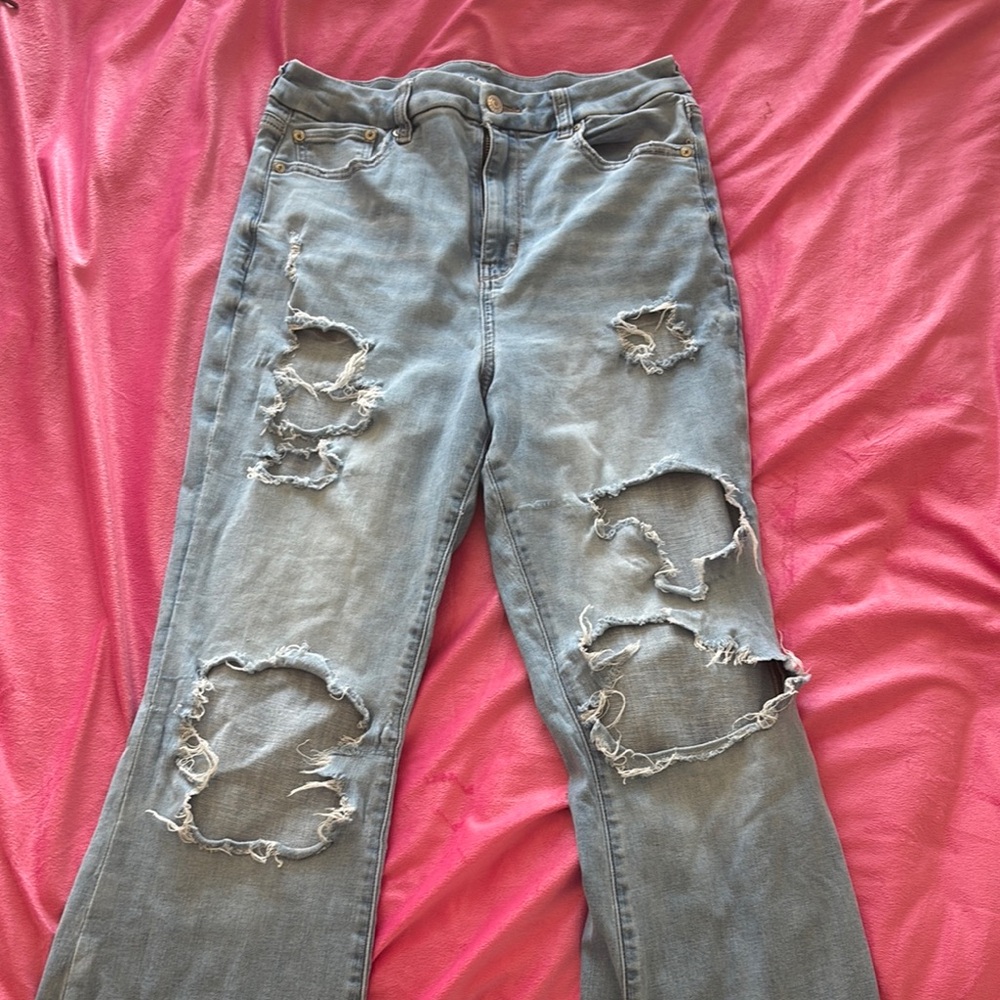 Women's Distressed Blue Jeans